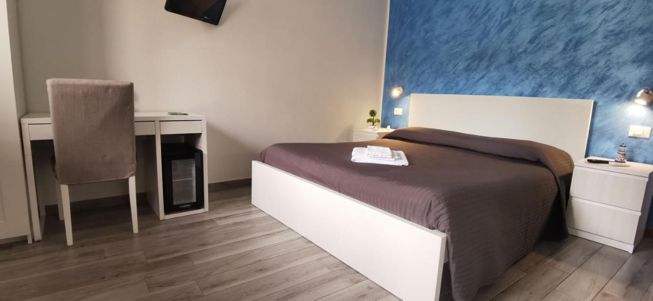 Perla Del Sud - Guest House LMP Buitenkant foto