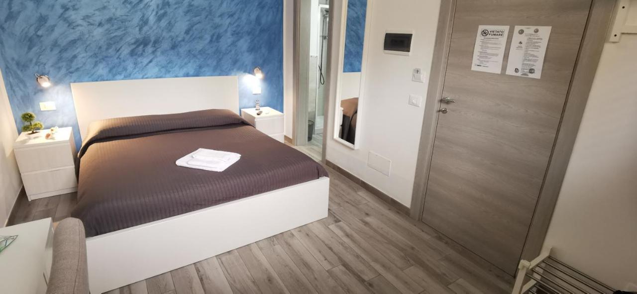 Perla Del Sud - Guest House LMP Buitenkant foto