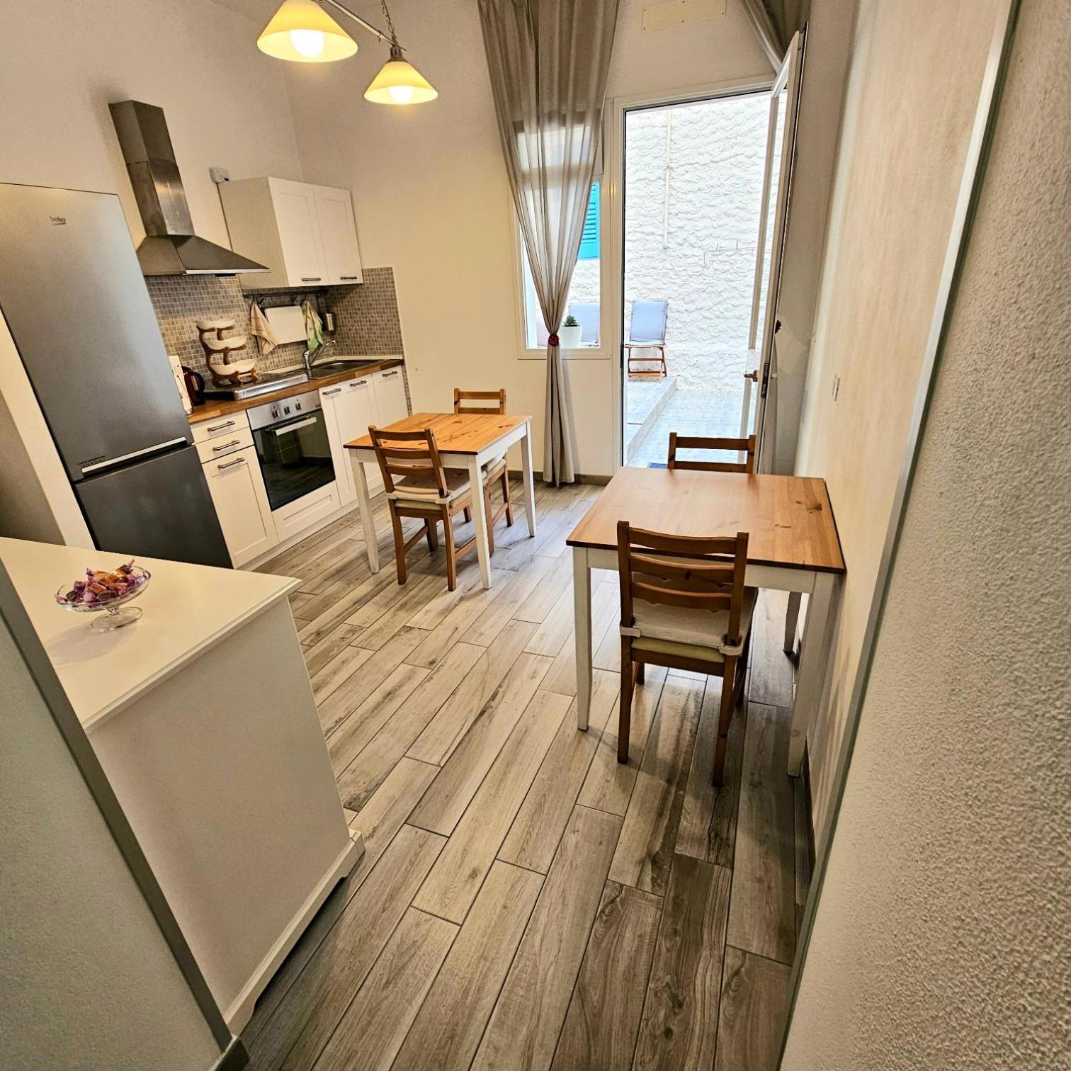 Perla Del Sud - Guest House LMP Buitenkant foto