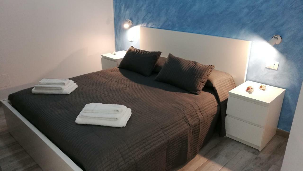 Perla Del Sud - Guest House LMP Buitenkant foto